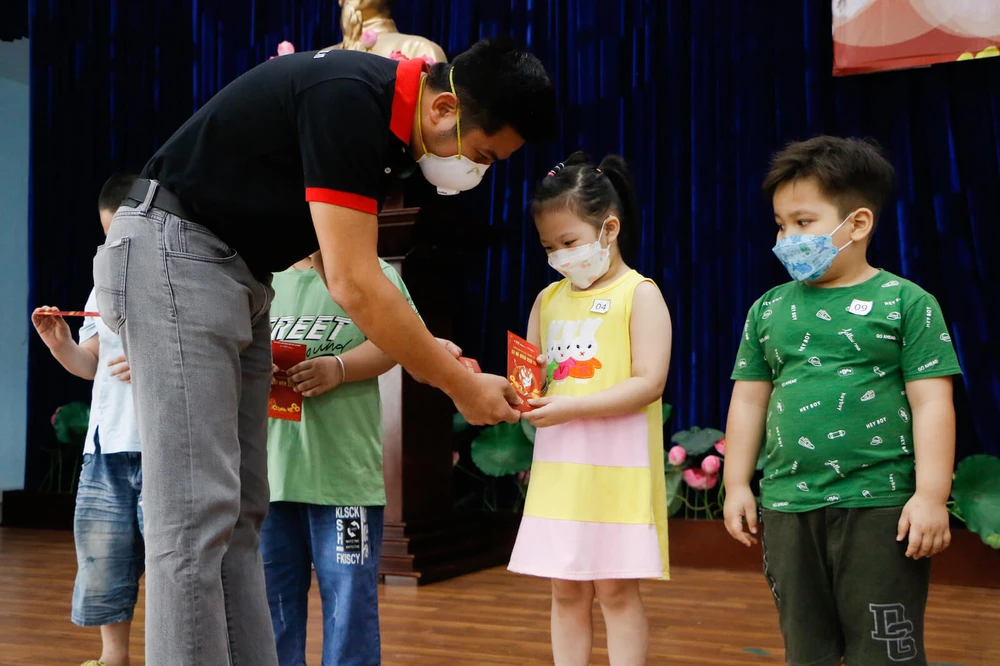 ong-ngo-quoc-bao-fpt-shop