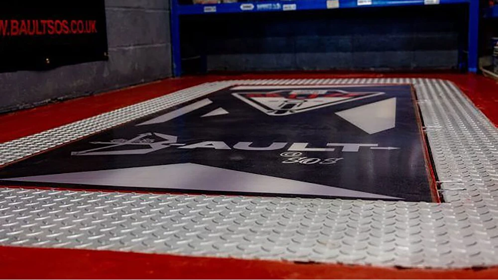 he-thong-chom-trom-xe-may