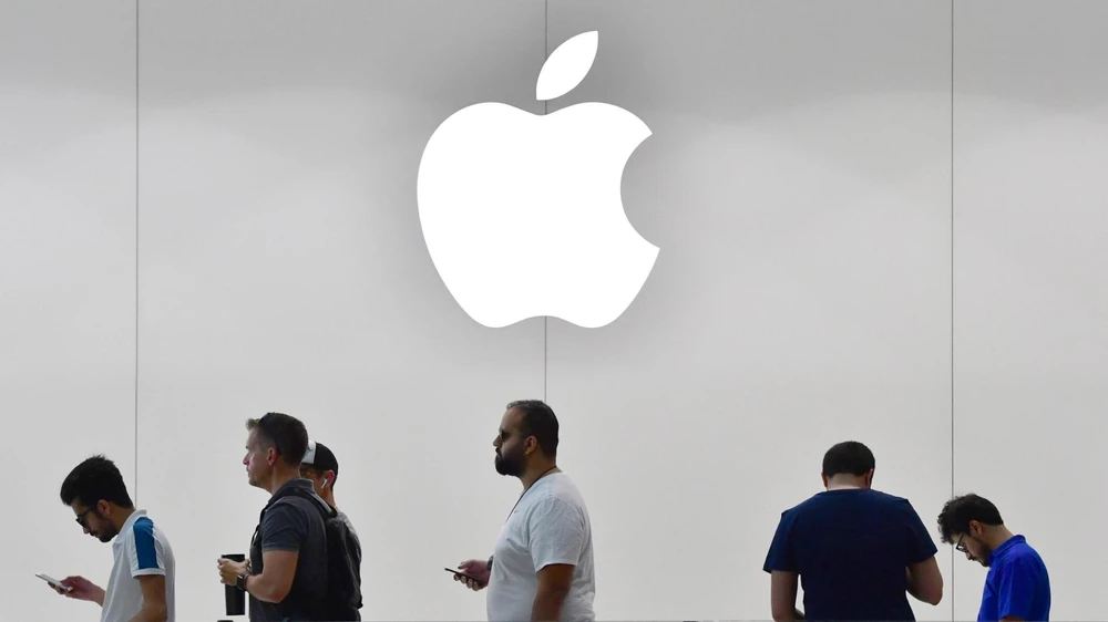 Apple là thương hiệu được yêu thích thứ ba trong năm 2022. Ảnh: Getty Images
