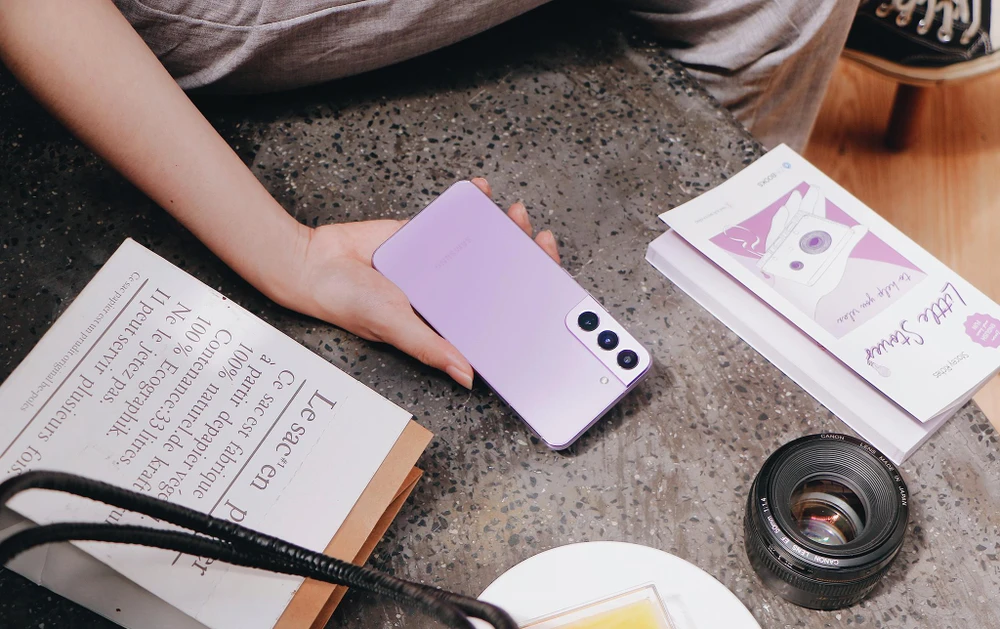 samsung-galaxy-s22-tim-bora