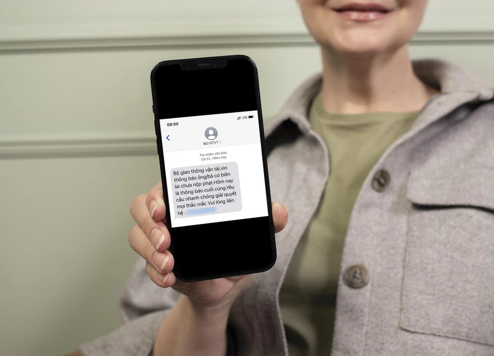 Không cung cấp tài khoản ngân hàng cho bất kì ai. Ảnh: MINH HOÀNG