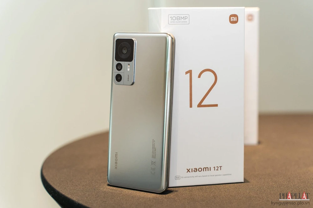 Xiaomi 12T là mẫu smartphone cận cao cấp. Ảnh: TIỂU MINH
