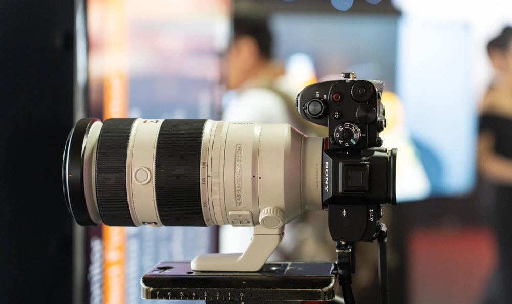 Sony A7R V được cải tiến khả năng bắt nét chủ thể mới. Ảnh: TIỂU MINH