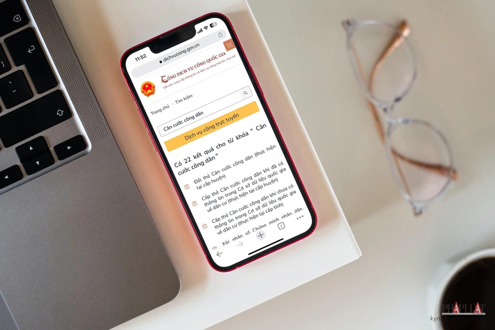 Làm căn cước qua mạng giúp bạn tiết kiệm thời gian và công sức đi lại. Ảnh: MINH HOÀNG/Canva