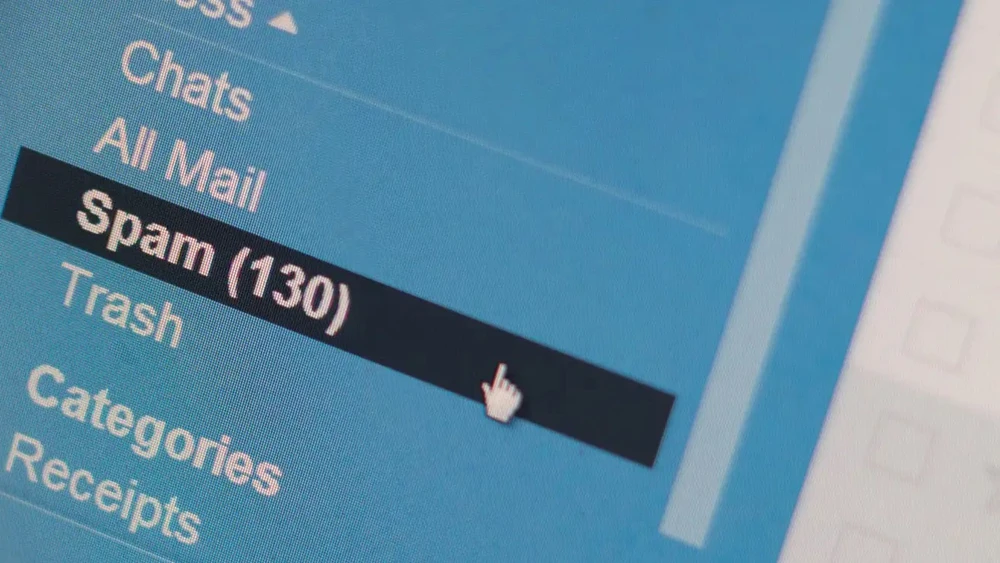 Email có thể sắp tràn ngập hộp thư. Ảnh: TACstock1/Shutterstock