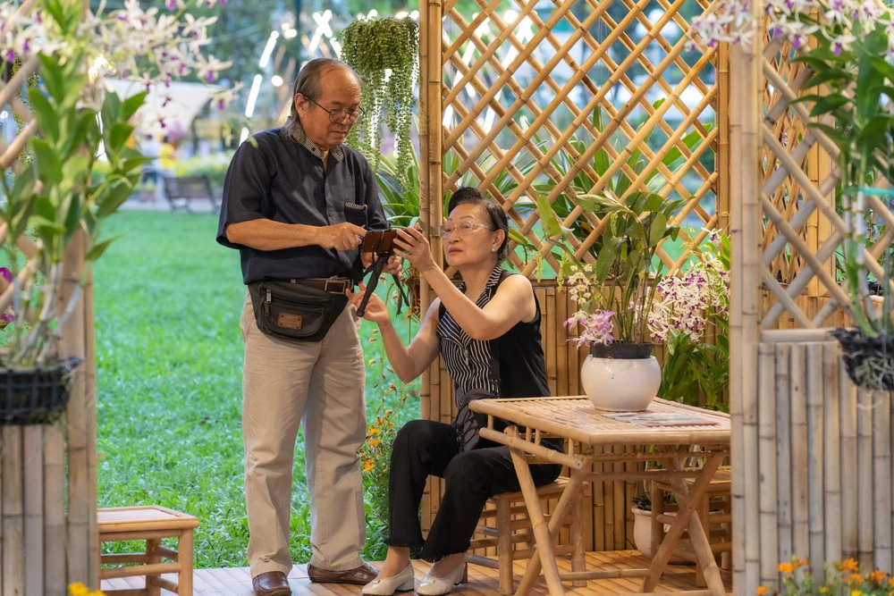 Một khoảnh khắc đẹp tại Festival Hoa lan 2023. Ảnh: TIỂU MINH