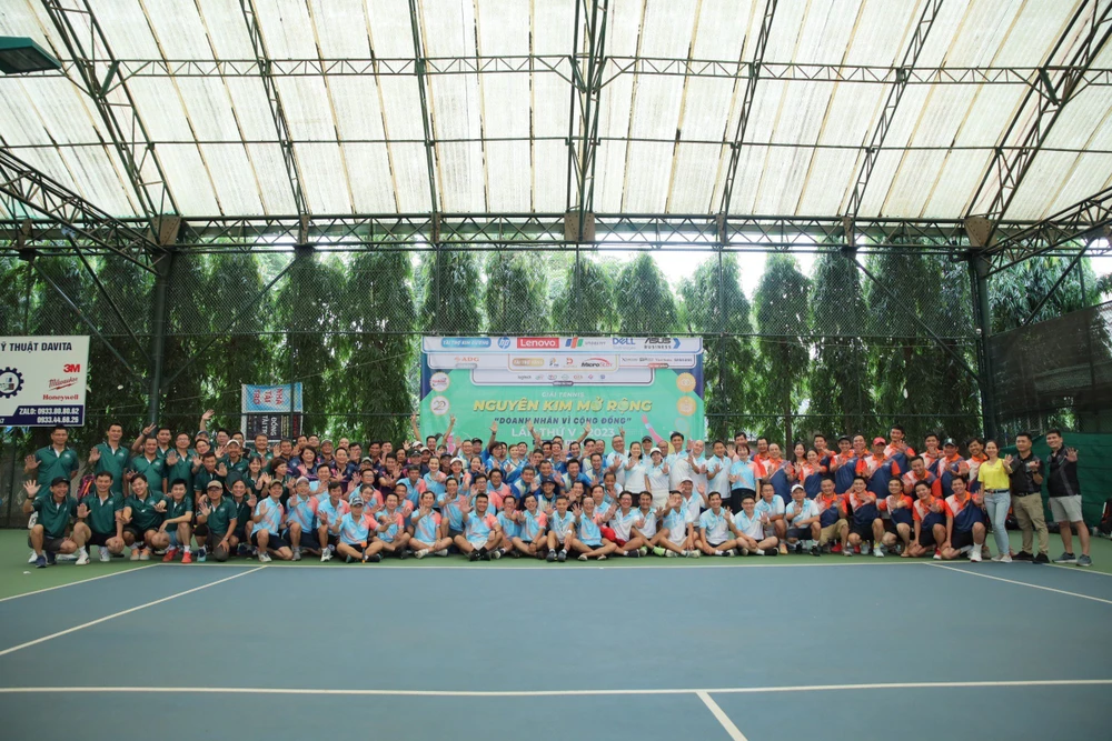 giải Tennis Doanh nhân vì cộng đồng