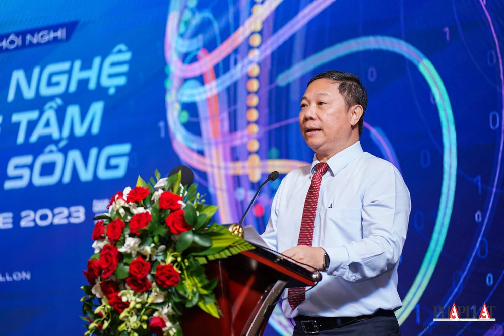 Ông Dương Anh Đức, Phó Chủ tịch UBND TP.HCM. Ảnh: TIỂU MINH