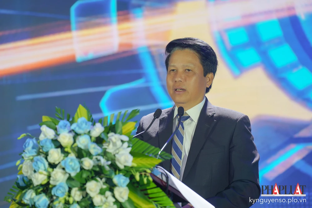 Phó Thống đốc Ngân hàng Nhà nước - Phạm Tiến Dũng chia sẻ về tình hình thanh toán không dùng tiền mặt. Ảnh: TIỂU MINH