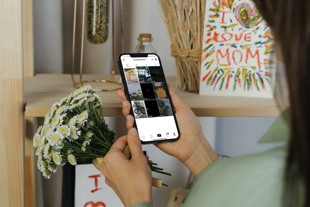 Quỹ sáng tạo của TikTok sắp đóng cửa. Ảnh: TIỂU MINH/Canva