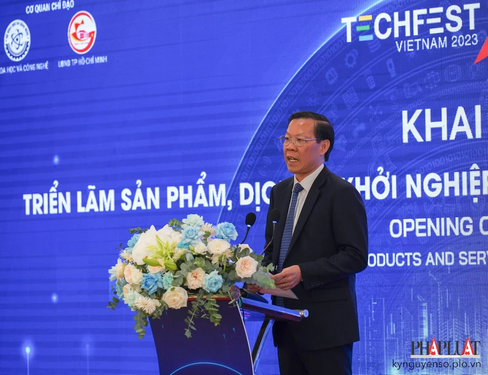 Ông Phan Văn Mãi, Chủ tịch UBND TP.HCM phát biểu khai mạc sự kiện TECHFEST 2023. Ảnh: TIỂU MINH