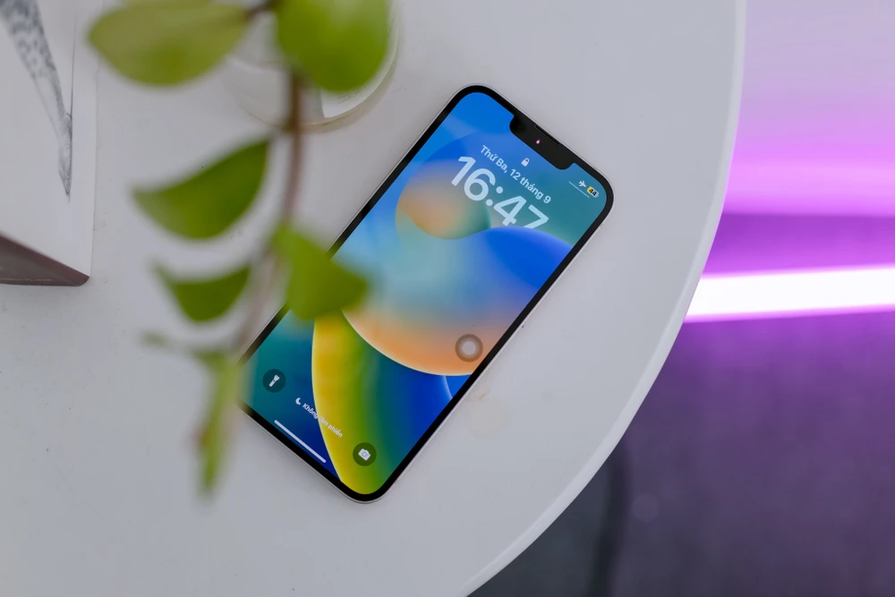 Các mẫu iPhone cũ hiện đang được giảm giá mạnh dịp cuối năm.