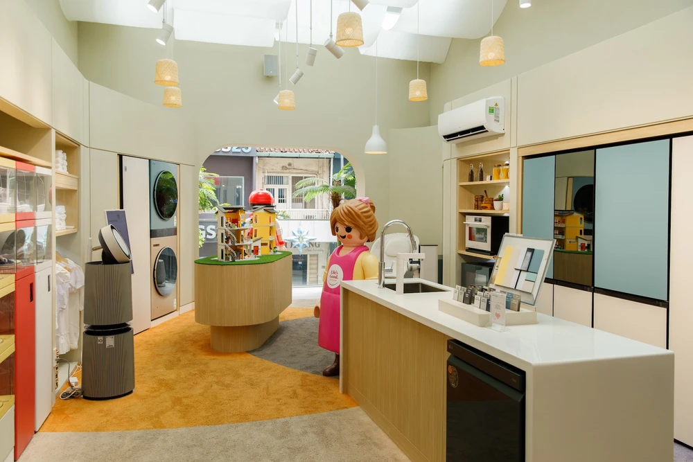 Tin công nghệ ngày 1-1: Trải nghiệm các thiết bị nhà thông minh tại Another Saigon.