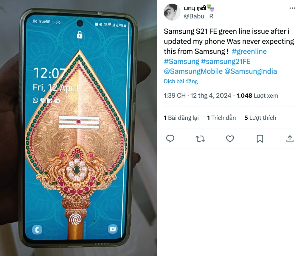 Người dùng phàn nàn việc điện thoại Samsung bị sọc màn hình sau khi cập nhật. Ảnh chụp màn hình