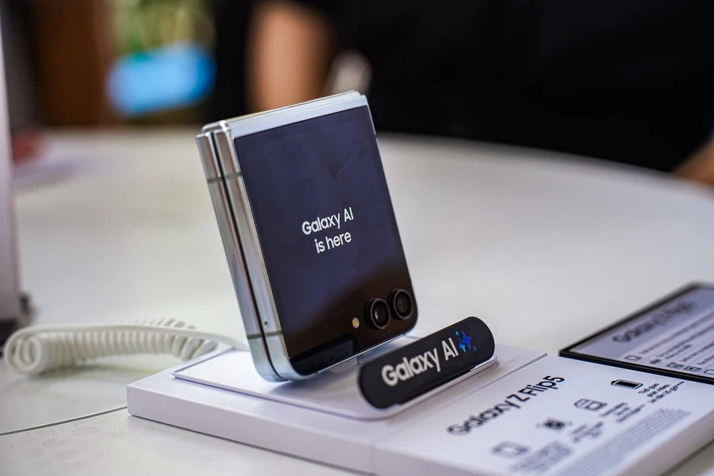 Cách tiết kiệm pin trên điện thoại Samsung mới nhất năm 2024. Ảnh: TIỂU MINH