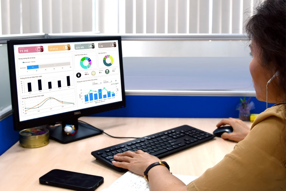 Tin công nghệ 7-7: Số hóa dữ liệu trong kỷ nguyên số là công việc cần thiết.