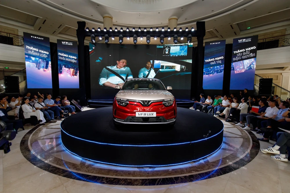 Tin công nghệ 17-7: Trợ lý ảo VinFast thế hệ mới được tích hợp AI tạo sinh.