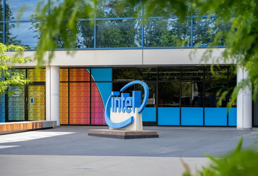 Nếu chậm chân trong việc đổi mới công nghệ, Intel có thể đi vào vết xe đổ của Nokia. Ảnh: Pexels