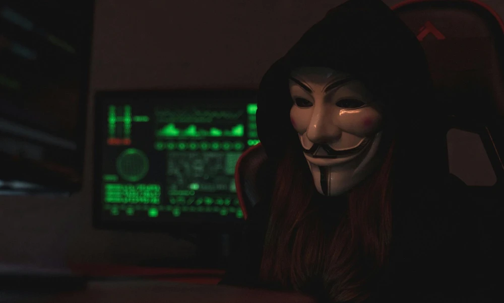 AI có thể bị hacker lợi dụng để tấn công chuỗi cung ứng. Ảnh: Pexels