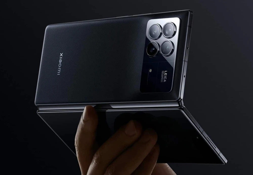 Tin công nghệ 26-8: Xiaomi được đồn đoán đang phát triển điện thoại thông minh gập ba.