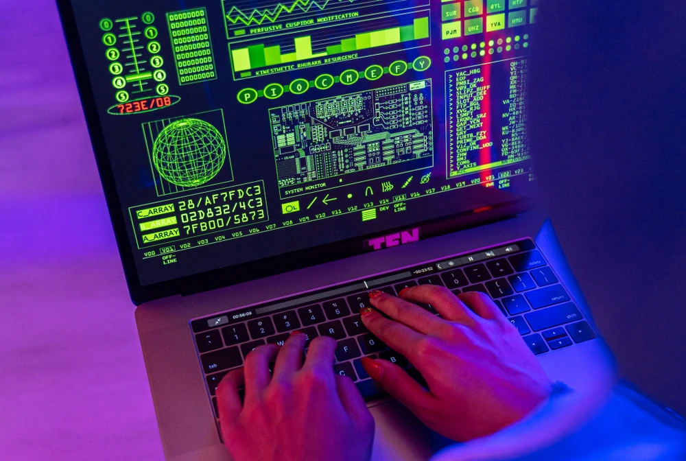 Hơn 17.000 lỗ hổng bảo mật mới được phát hiện trong 6 tháng đầu năm 2024. Ảnh: Pexels