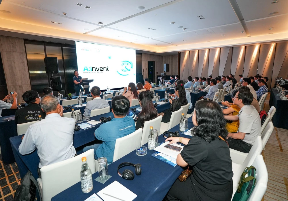 Giải pháp AI ViFi chuyên dành cho ngành ngân hàng, tài chính và bảo hiểm.