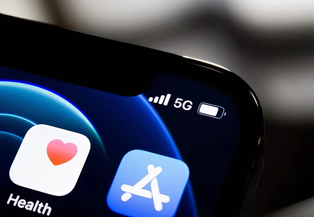 Người dùng Việt Nam sắp được sử dụng 5G miễn phí. Ảnh minh họa