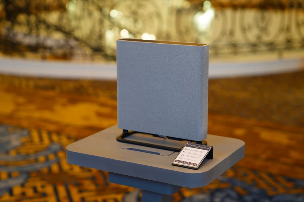 Theatre Quad, một giải pháp âm thanh cho rạp phim tại nhà.