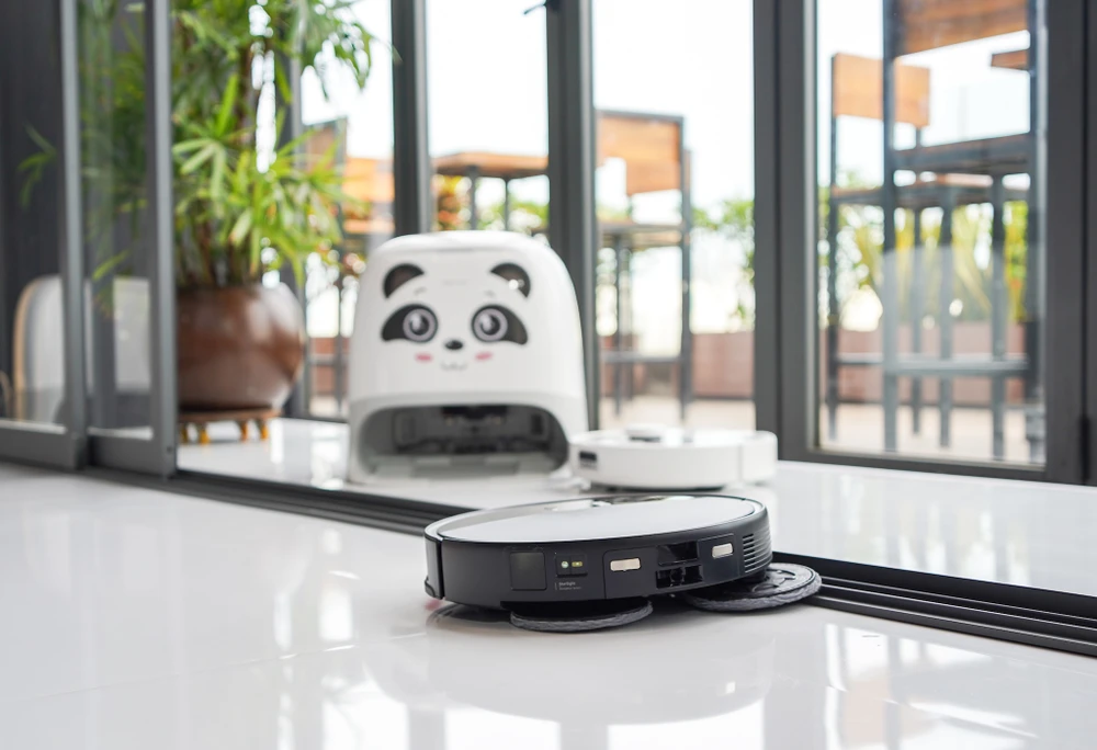 robot-hut-bui-thong-minh-roborock-1.jpg