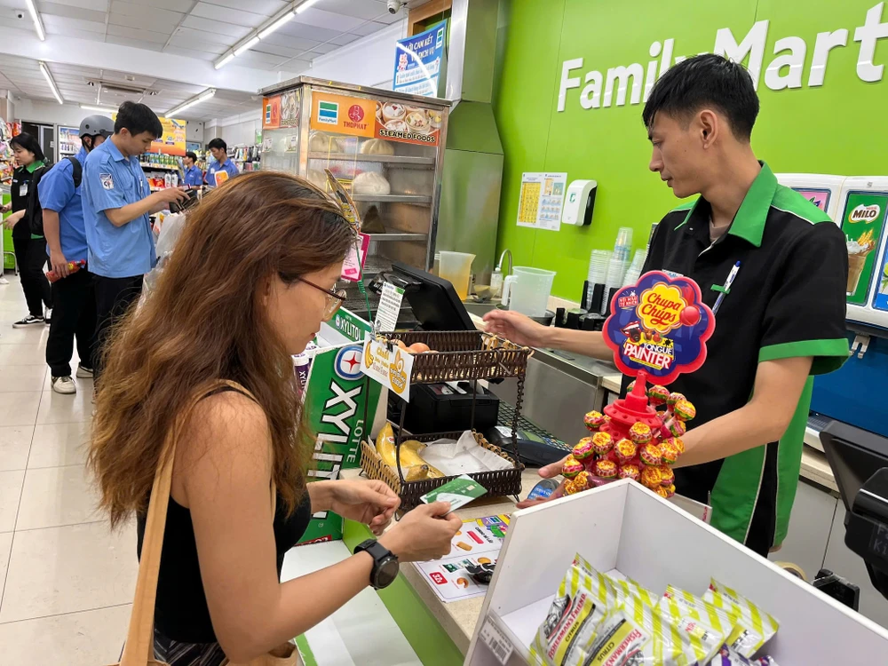 Tin công nghệ 22-11: Thanh toán không chạm ngày càng phổ biến.