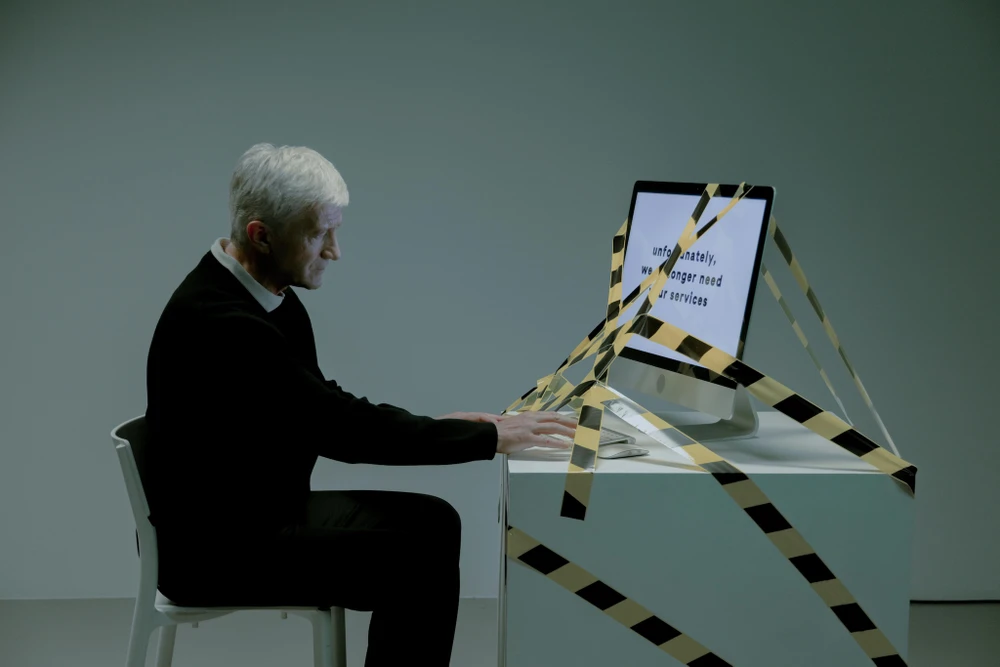 Làn sóng cắt giảm nhân sự vẫn diễn ra liên tục tại các công ty lớn. Ảnh: Pexels