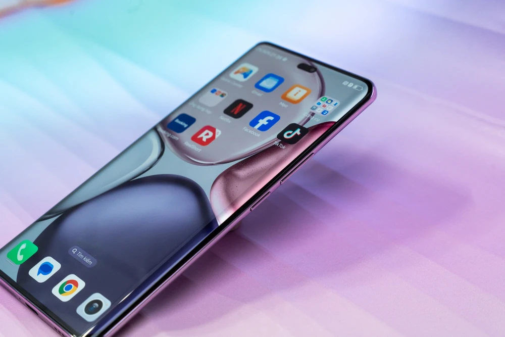 Smartphone tầm trung Honor X9c.