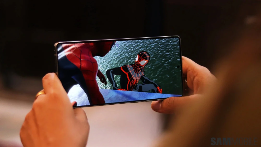 Màn hình S25 Ultra có khả năng chống phản xạ tốt hơn. Ảnh: SamMobile