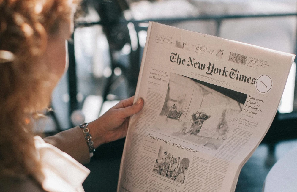 Tin công nghệ 18-2: Tờ New York Times chấp thuận việc sử dụng AI để hỗ trợ nhà báo. Ảnh: Pexels