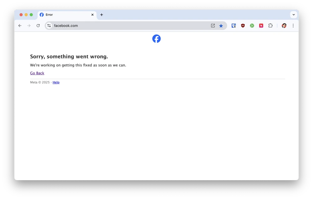 Facebook bị lỗi trên website ngày 27-2. Ảnh: TIỂU MINH