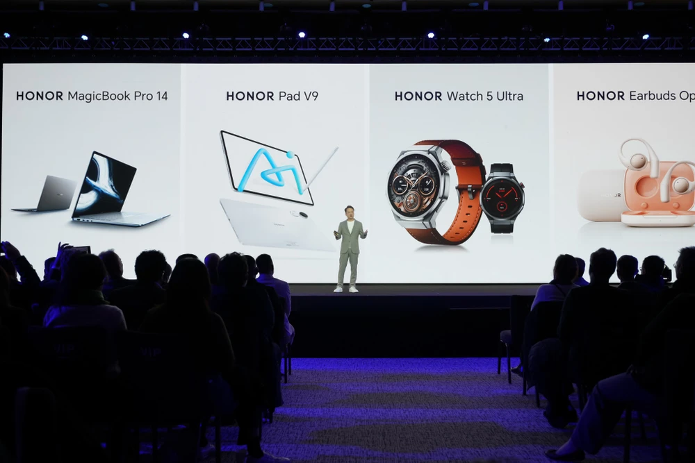 Honor giới thiệu các sản phẩm mới tại sự kiện MWC 2025.