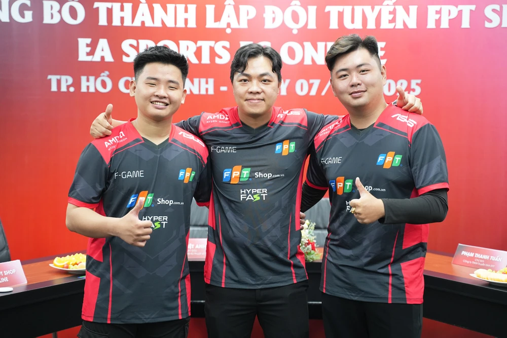 Tin công nghệ 8-5: Thêm một ‘ông lớn’ lập đội eSports chuyên nghiệp.