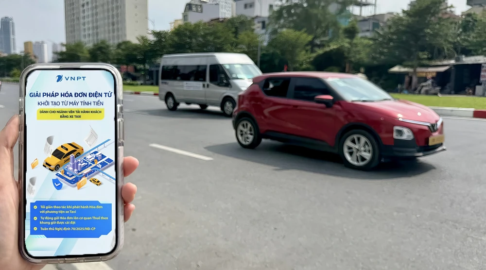 Tin công nghệ 7-6: Taxi phải lập hóa đơn điện tử ngay khi kết thúc chuyến đi.