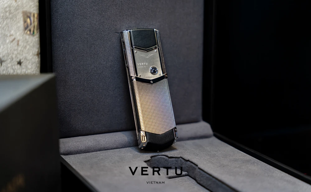 Tin công nghệ 5-7: Người dùng sẵn sàng chi gần 800 triệu cho một chiếc điện thoại không có 5G.