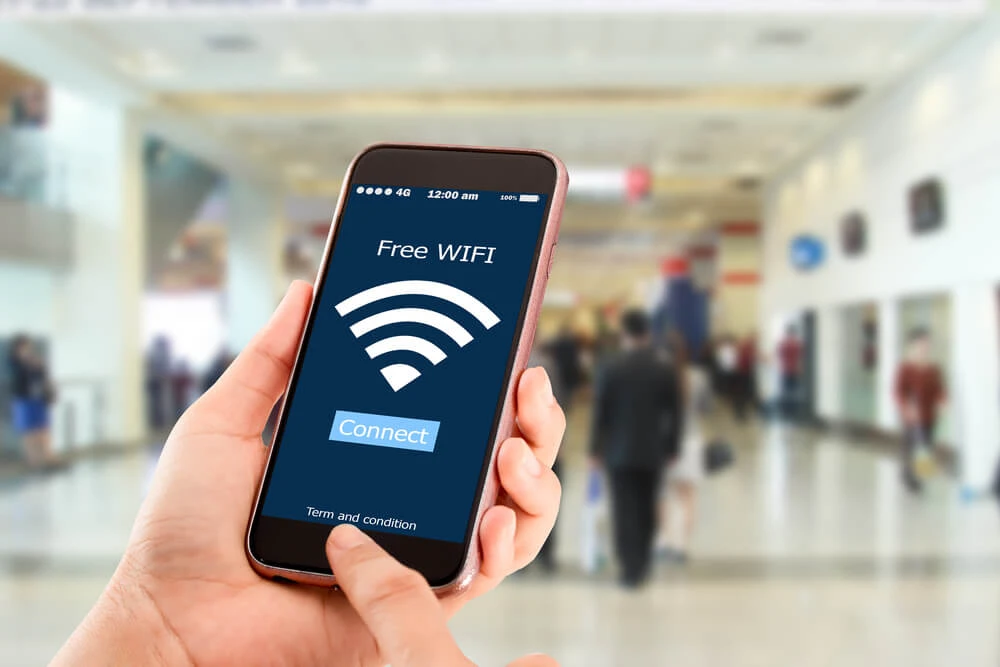 Tin công nghệ 16-7: Mẹo để sử dụng WiFi công cộng an toàn.