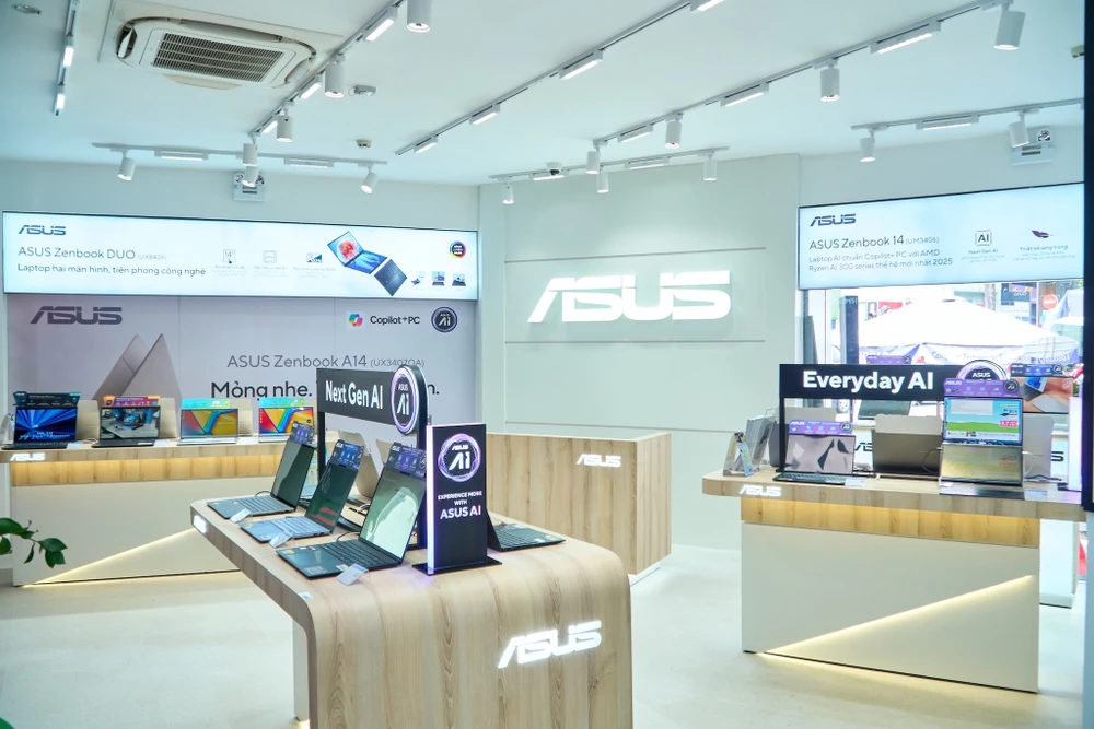 Tin công nghệ 6-8: Người tiêu dùng ngày càng muốn trải nghiệm thực tế trước khi mua sắm.