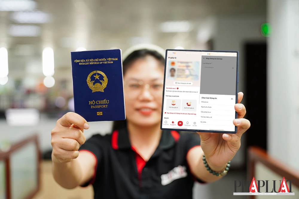 Cách thêm hộ chiếu phổ thông vào ứng dụng VNeID 2.2.2. Ảnh: MINH HOÀNG