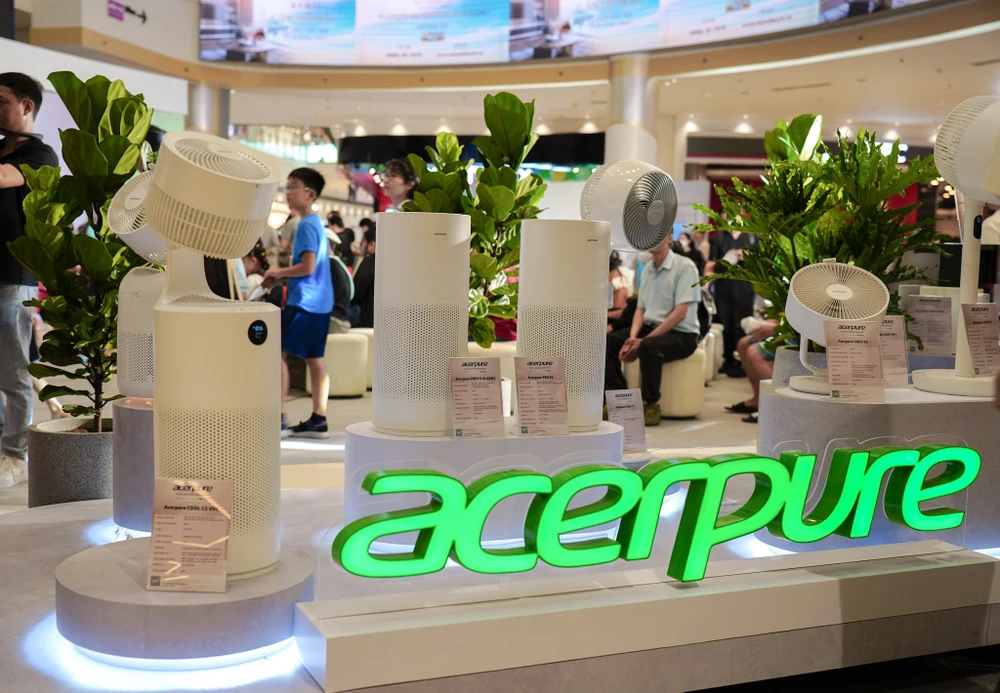 Acer bất ngờ gia nhập thị trường đồ gia dụng thông minh với nhiều thiết bị độc lạ.