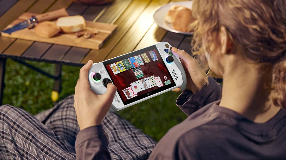 Tin công nghệ 30-9: Máy chơi game cầm tay ROG Xbox Ally.