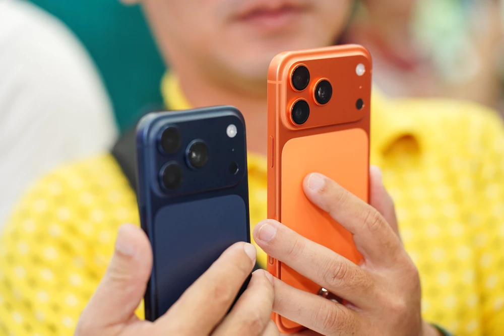 Người dùng iPhone có thể sẽ không còn được sử dụng tính năng App Tracking Transparency để ngăn các ứng dụng theo dõi. Ảnh: TIỂU MINH