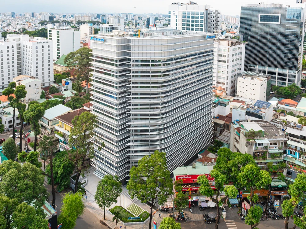 Tin công nghệ 22-12: Một công trình xanh áp dụng nhiều công nghệ tiên tiến tại TP.HCM.