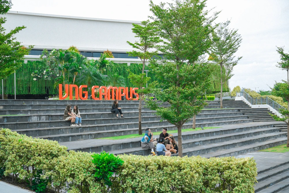 tin-cong-nghe-4-2-VNG-Campus-garden 2.jpeg