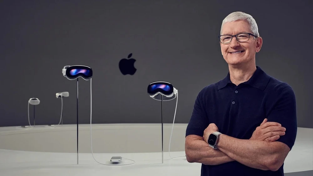 Giám đốc điều hành Apple, Tim Cook, đã rất lo lắng trước cảnh báo của CIA. Ảnh: Apple