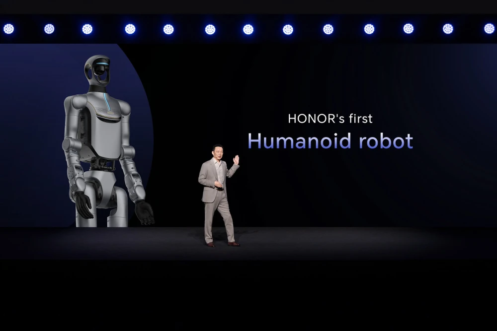 honor-robot-phone-1.jpg
