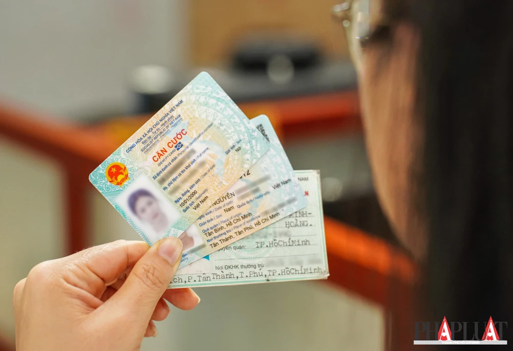 Bỏ yêu cầu xác nhận CMND 9 số, số định danh đã hủy. Ảnh: MINH HOÀNG